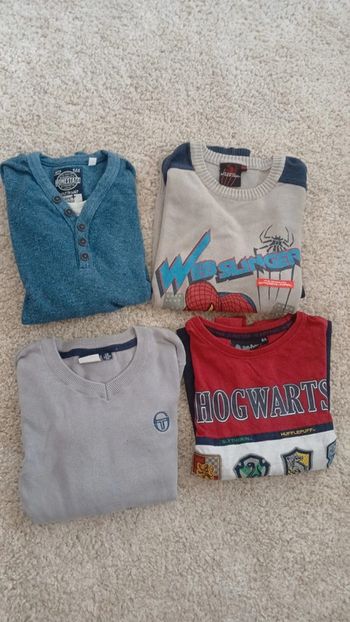 Lot de 4 pulls taille 8 ans 🌹toute marque