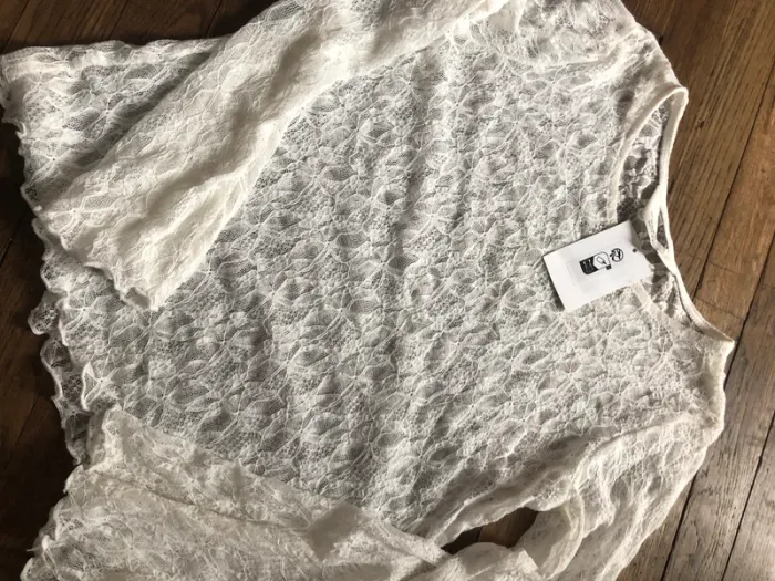T-shirt en dentelle