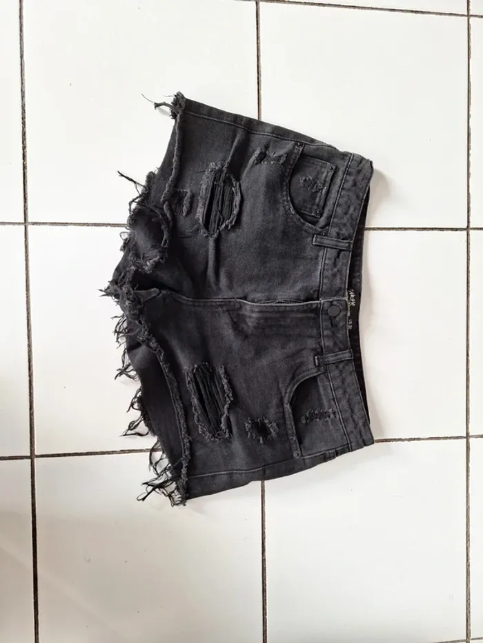 Short en jean ! 🔥