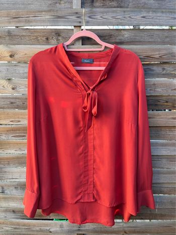 Blouse avec noeud - Taille 46