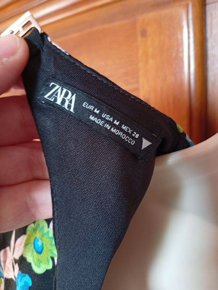 Robe mini dos nu Zara taille M - photo numéro 3