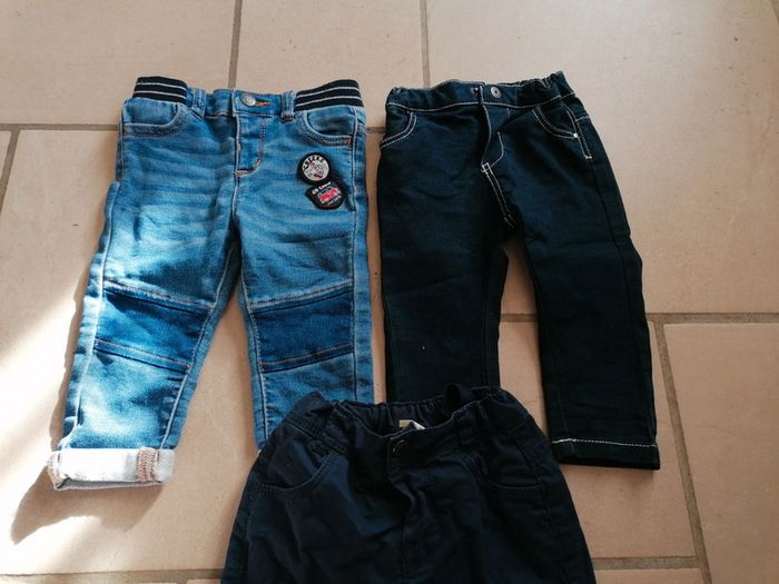 3 pantalons - photo numéro 2
