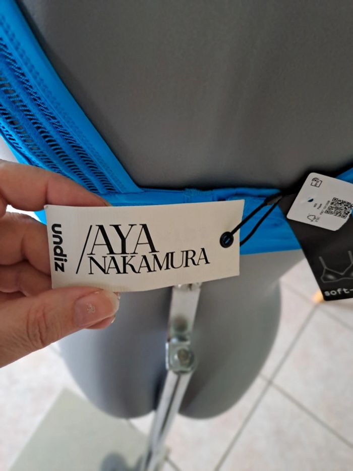 Soutien-gorge undiz aya nakamura - photo numéro 4