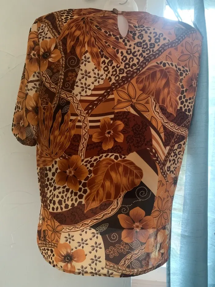 Blouse Françoise de France taille 44 manches courtes - photo numéro 6