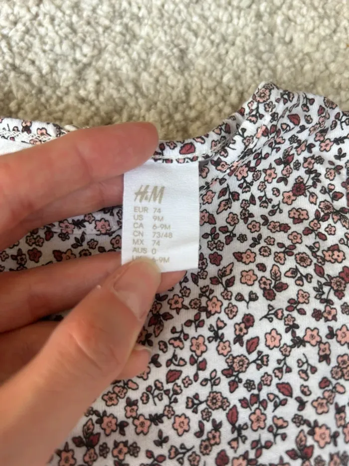 Lot : tenue demie saison pantalon et haut à manches longues - 12 mois - H&M et Kimadi - photo numéro 3