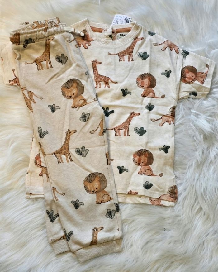 NEUFS(non portés) 🏷🏷💙💙 😍superbe ensemble printemps/ete teeshirt mc ,pantalon jogging 36 mois garçon (94cm)💙💙😍