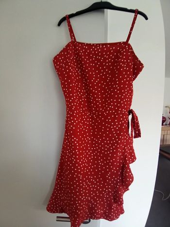 Robe rouge à pois blanc shein XS