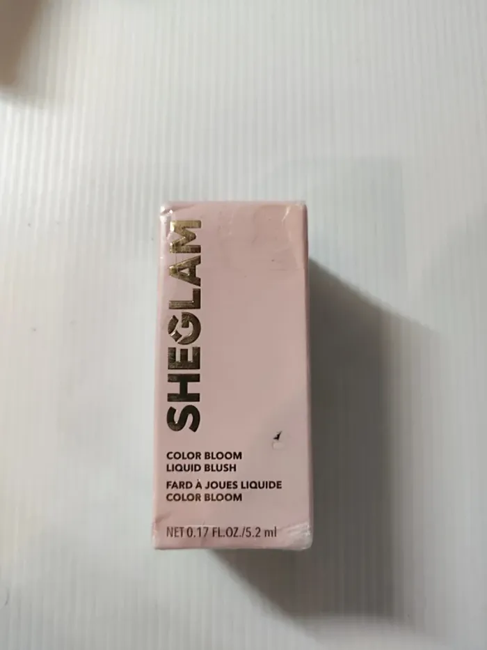 Sheglam fard à joue liquide 5,2 ml couleur: devoted  à utiliser 6 mois après ouverture