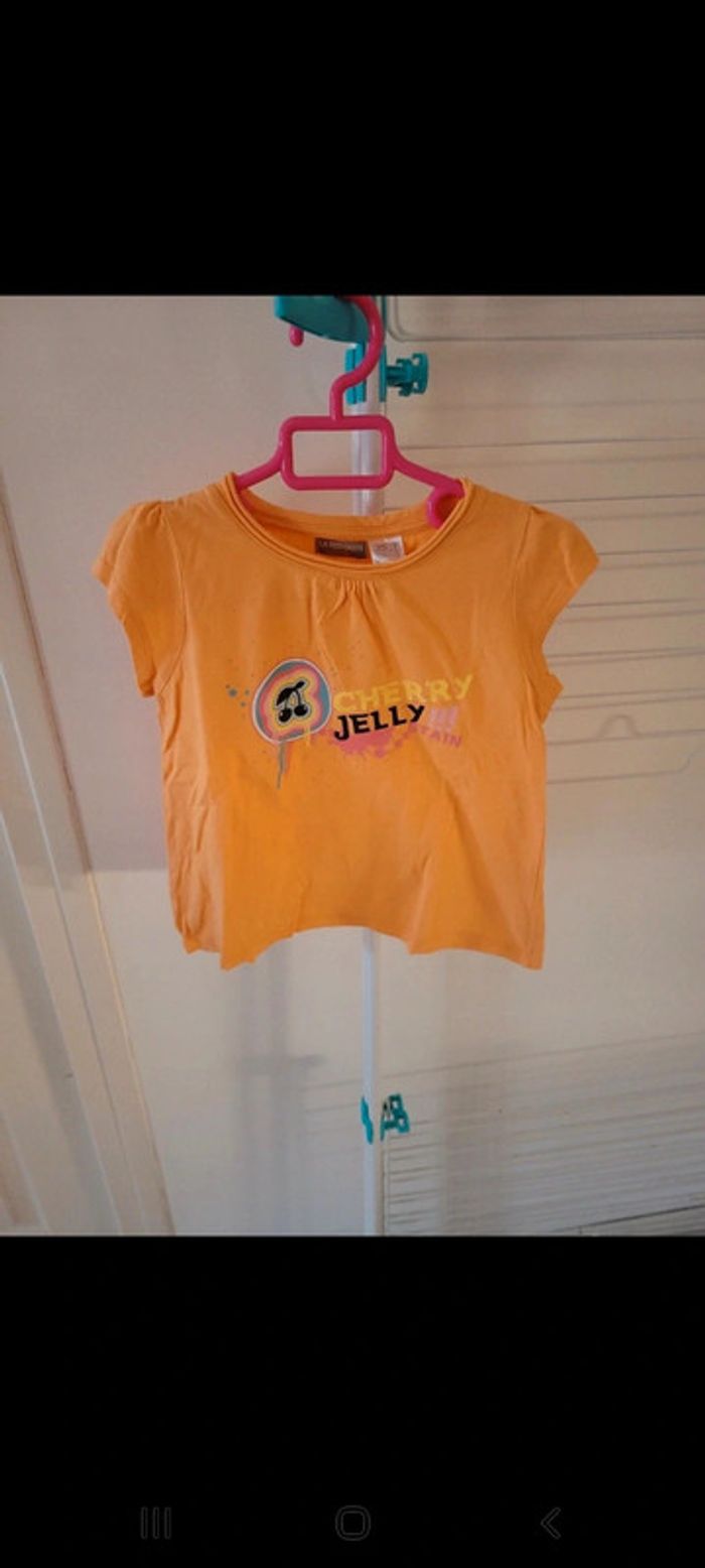 Tee-shirt 6 ans - photo numéro 2