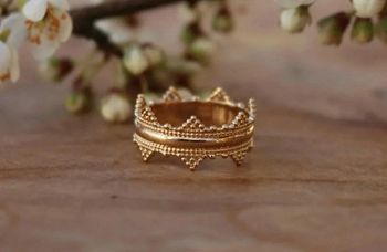 Bague structurée couronne plaqué or 18k taille 60