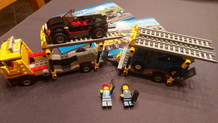 Lego 60060 camion transportant des voitures - photo numéro 2