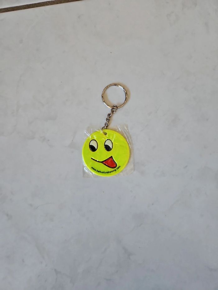 Porte clé smiley Neuf U40