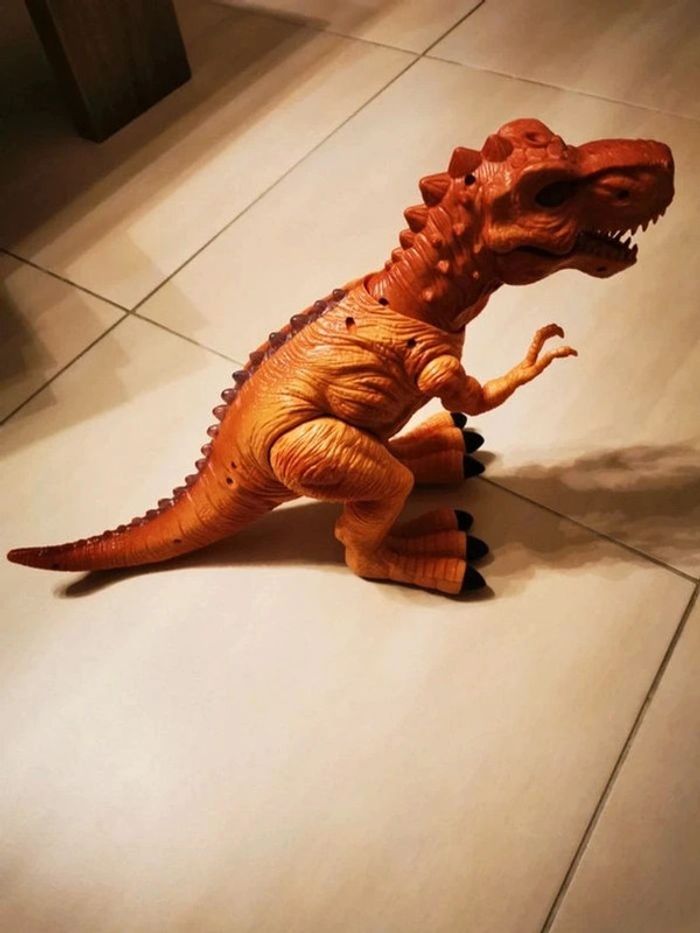 Figurine dinosaure - photo numéro 2