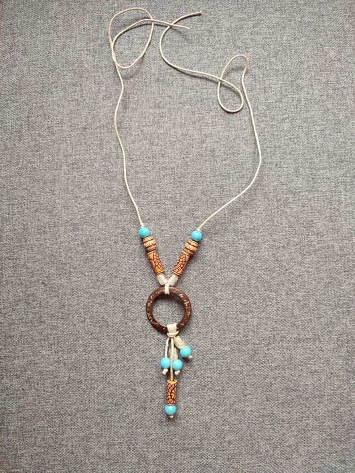 Collier à nouer en perle