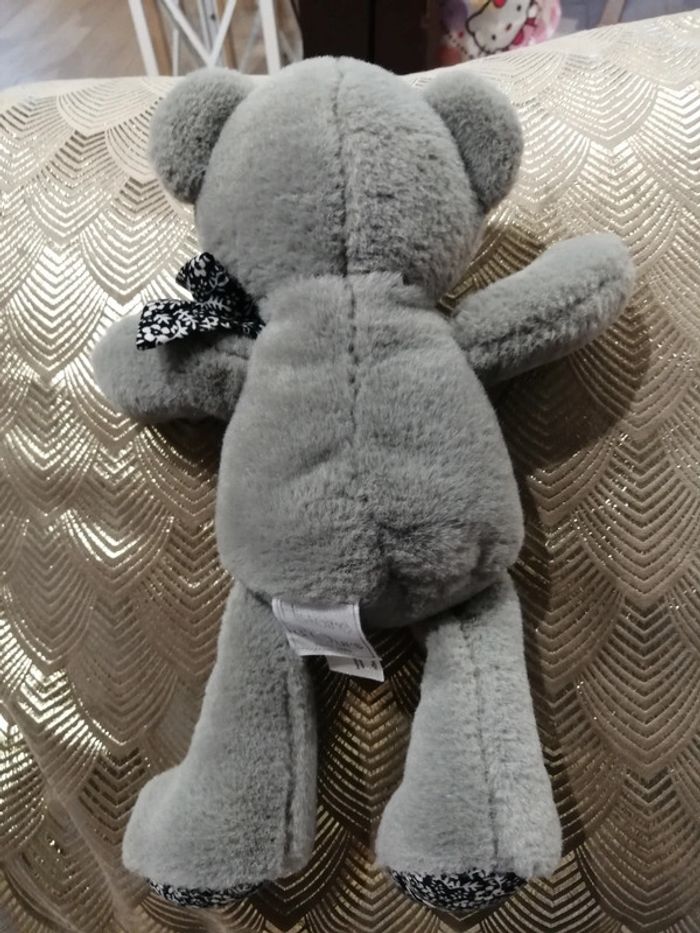 Doudou peluche koala gris et fleuri 27 cm - copains câlins - Histoire d'ours - photo numéro 3