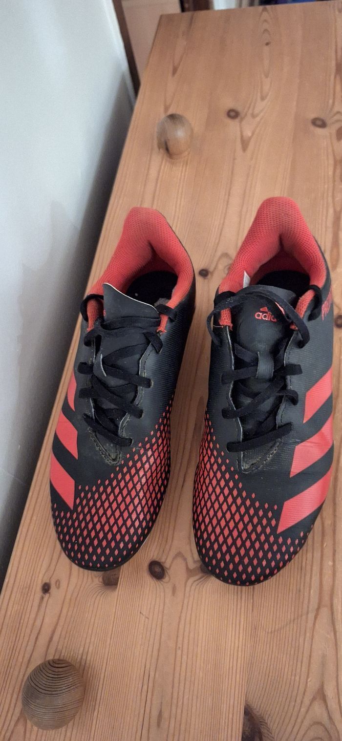 ⚽️ Crampons / chaussures de foot Adidas Predator pointure 38 - photo numéro 2