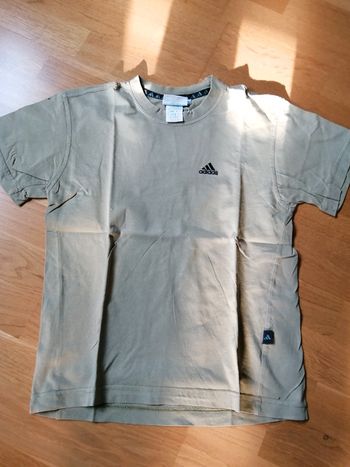 Tee shirt Adidas kaki 10 ans