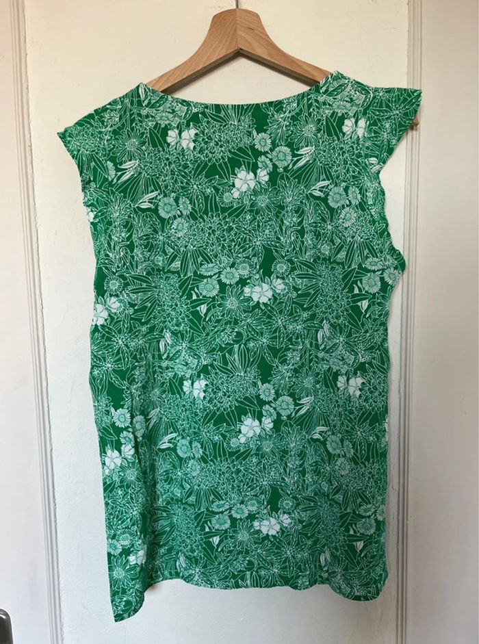 🌿 Débardeur NAF NAF vert et blanc fleur floral – Taille 38 – Comme neuf 🌿 - photo numéro 4