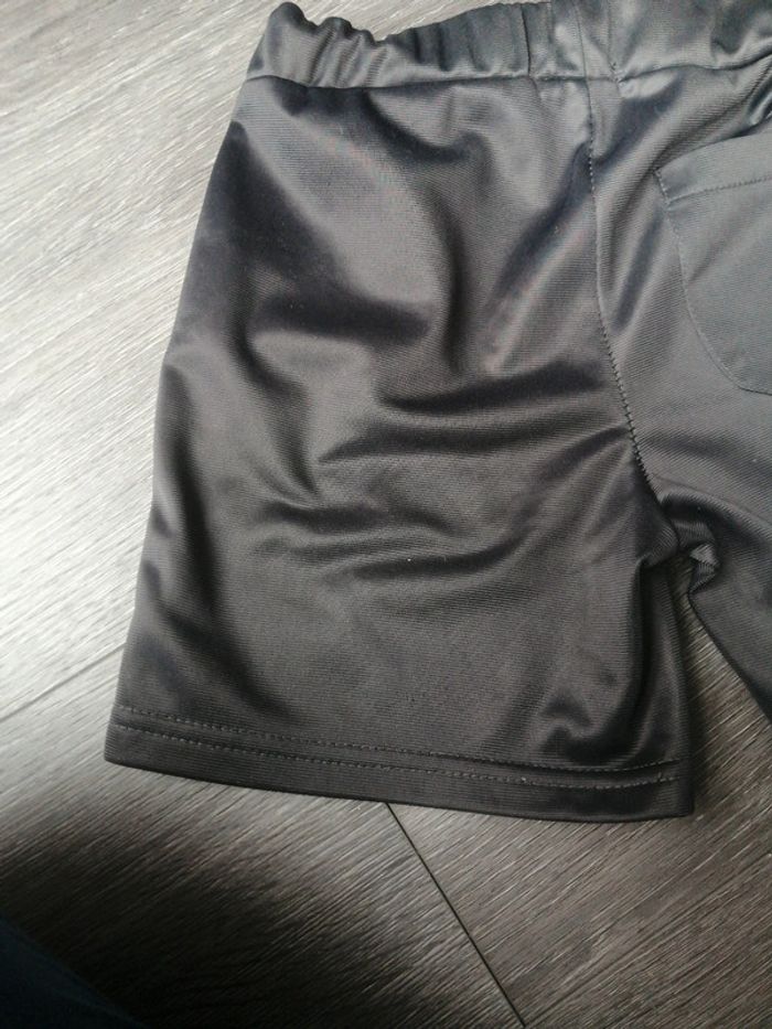 Short fin 8A - photo numéro 9