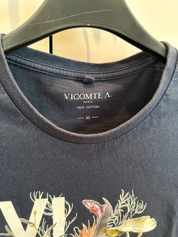 T-shirt bleu Vicomte A - photo numéro 2