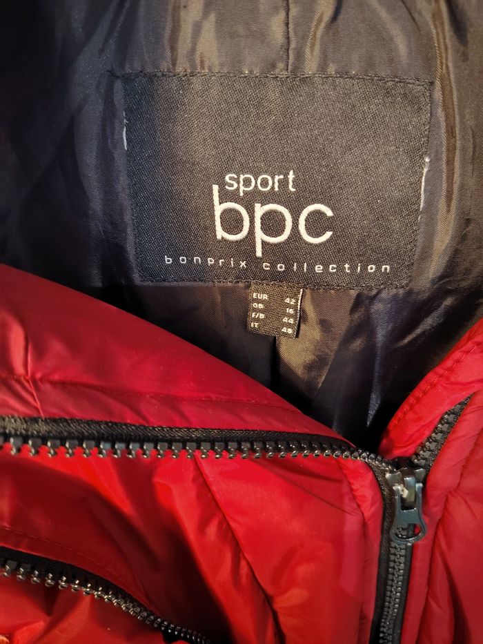 Manteau rouge - photo numéro 2