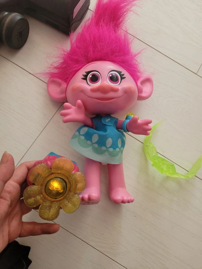 Poupée troll - photo numéro 3