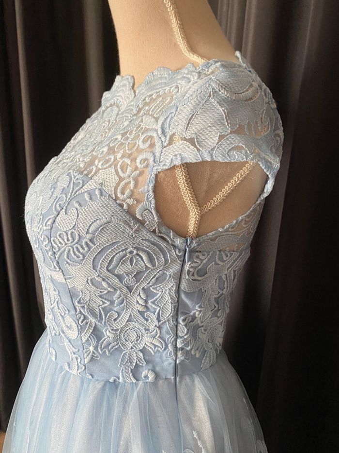 Robe de cérémonie Chichi London - photo numéro 3