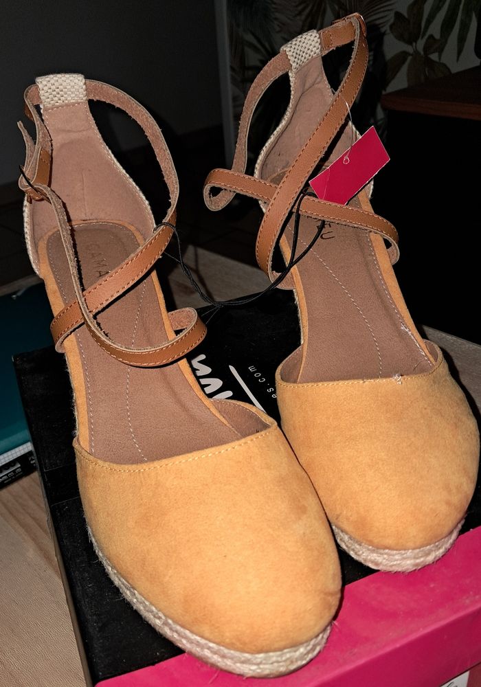 Espadrilles compensées - photo numéro 2