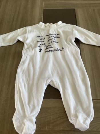 Pyjama velours taille 6 mois