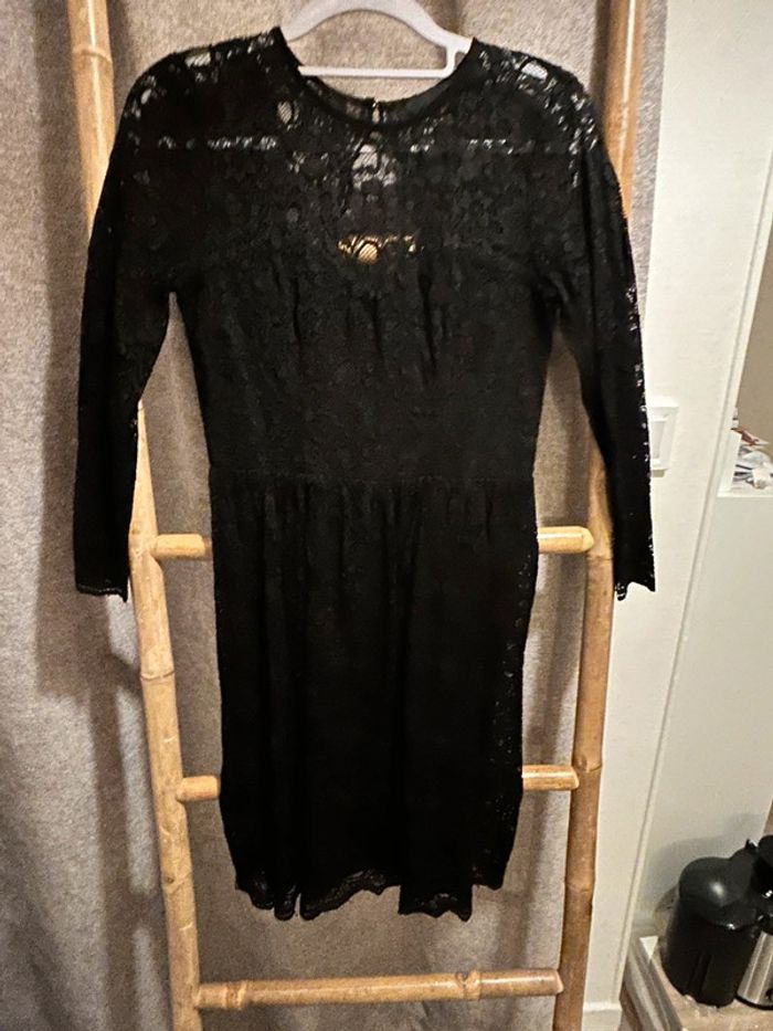Robe noir