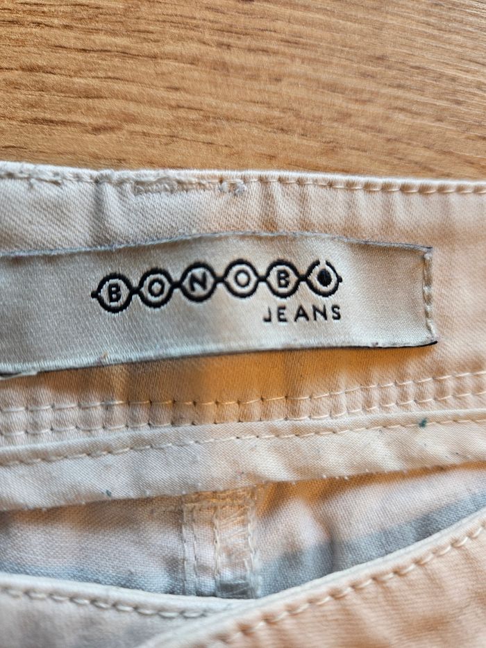 Jolie short TBE taille 34 - photo numéro 6