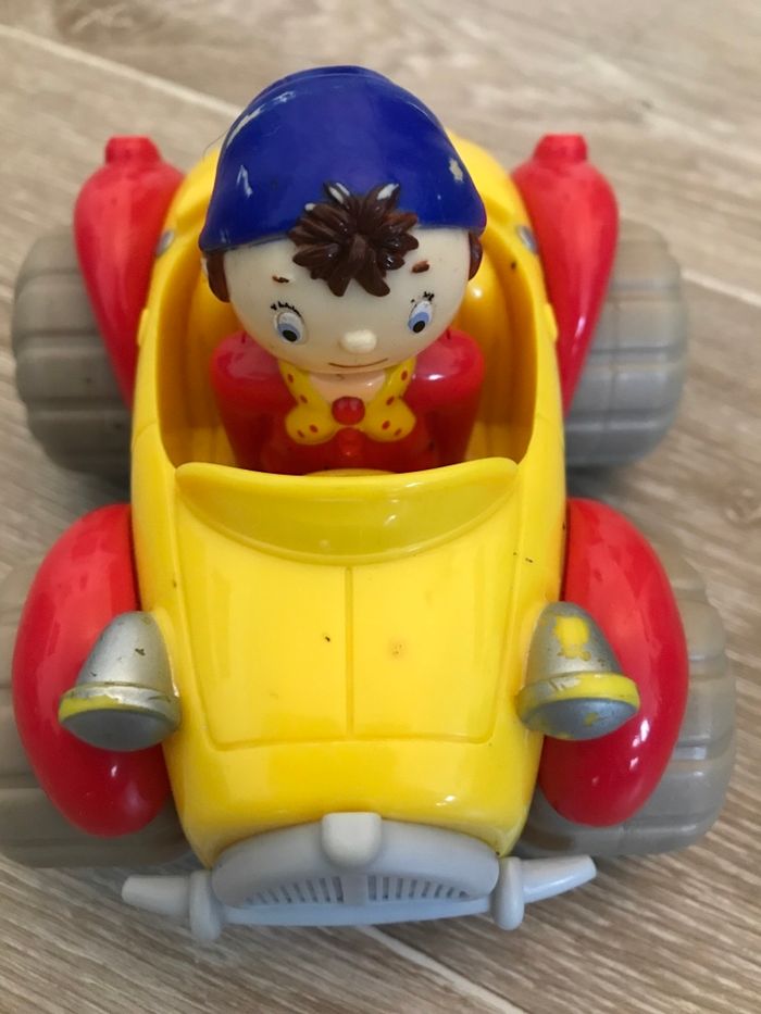 Voiture - photo numéro 5