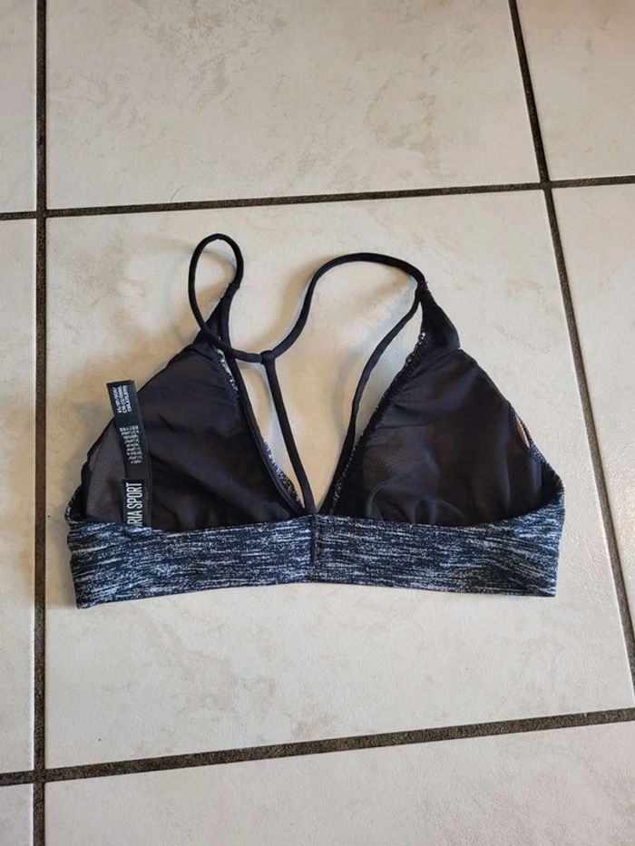 Brassière de sport Victoria Secret - photo numéro 3