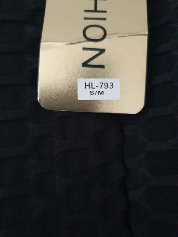 Pantalon évasé Neuf taille S/M - photo numéro 6