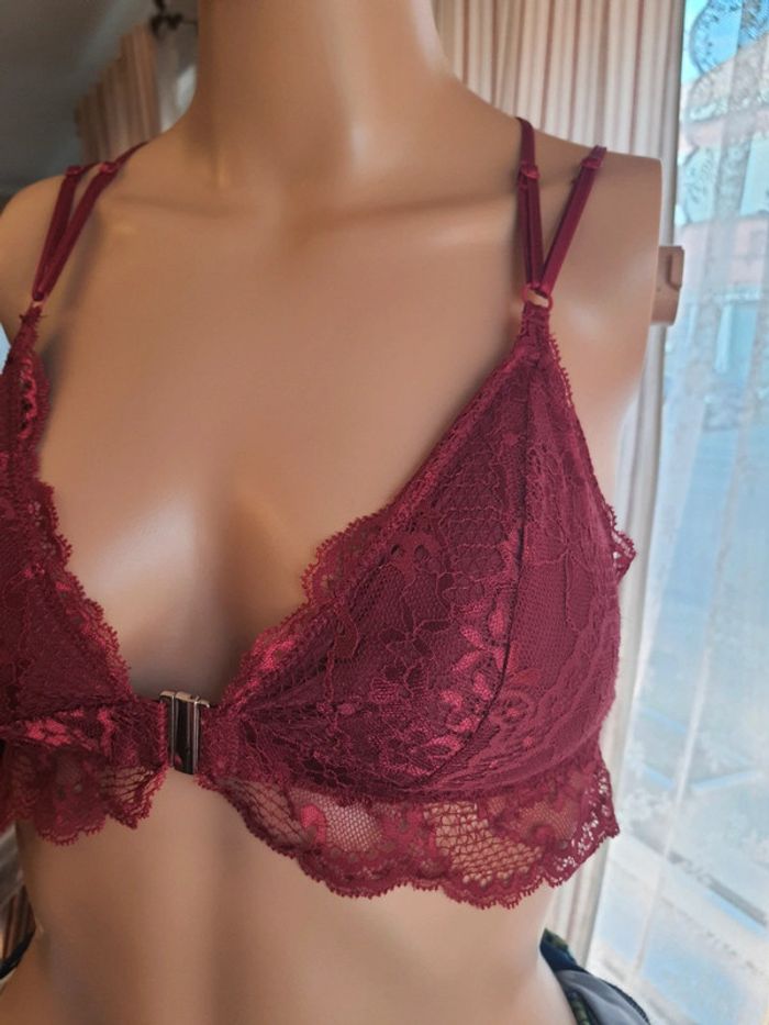 Soutiens-gorge bordeaux Hunkemöller fr M - photo numéro 4