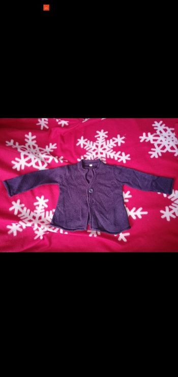 Gilet 12 mois 2 boutons violet