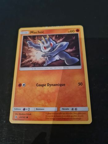 Carte pokémon Machoc 63/145