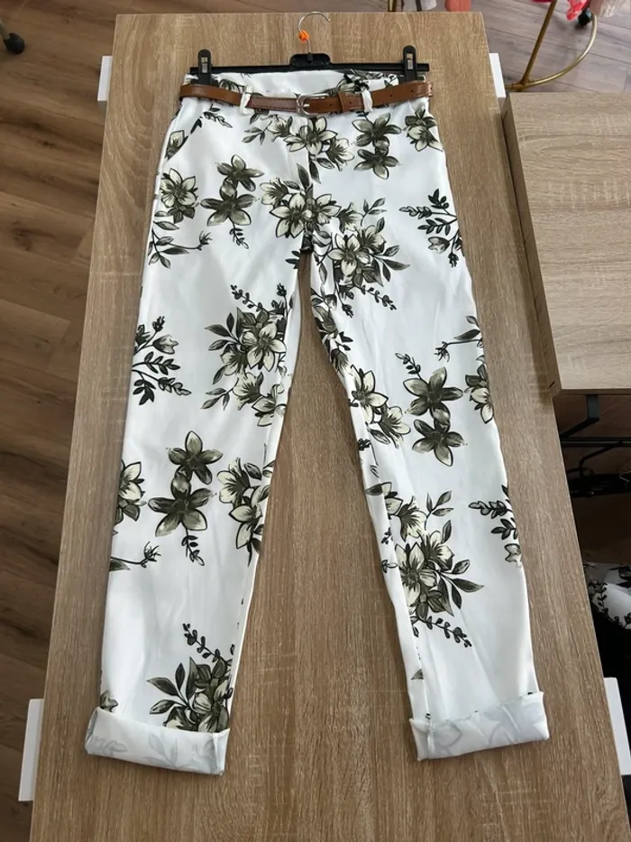 Pantalon femme pantalon femme fleuri taille S taille 36 - photo numéro 2