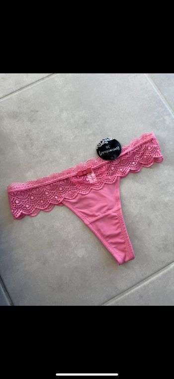 String Taille 36