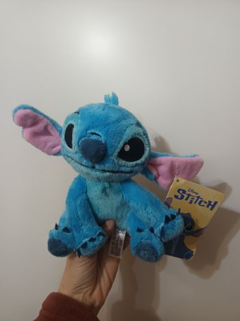 Pelluche stitch neuf bleu 19cm