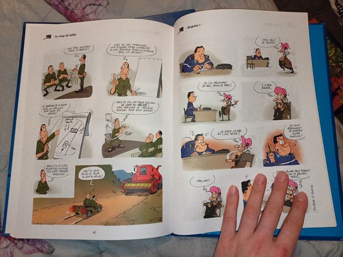 BD Les gendarmes - Procès vert pâle - Tome 2 - photo numéro 4