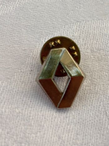 Pin’s Logo Renault – Collector Vintage Automobile