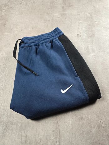 Pantalon jogging Nike corban university logo brodé bleu marine taille XL