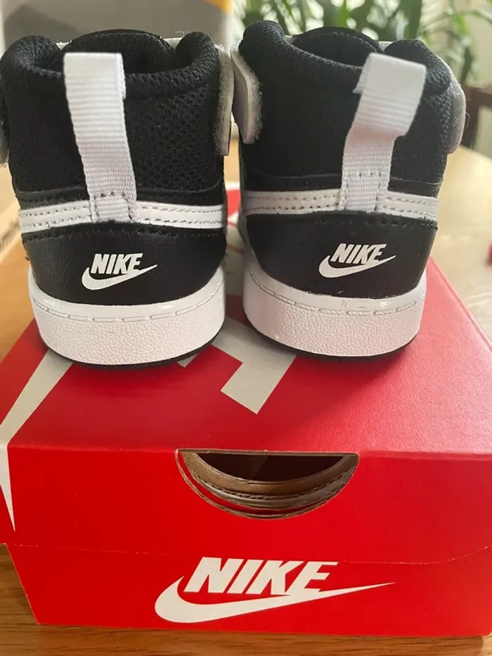 Basket Nike court borough mid 2 - photo numéro 5