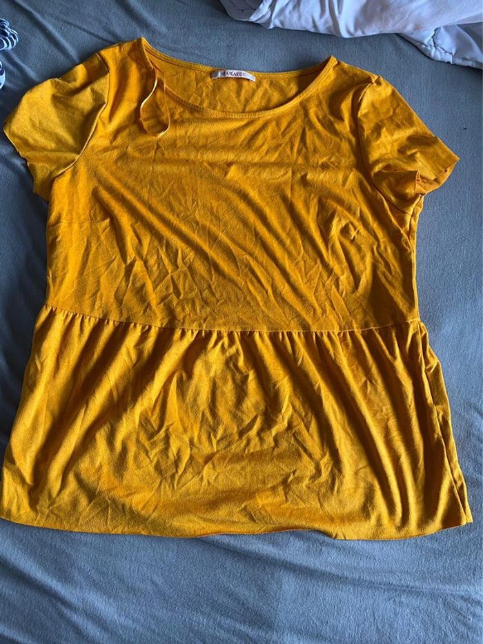 T shirt jaune moutarde peau de pêche
