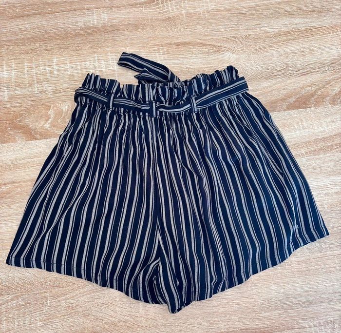 Short taille haute Hollister Taille XS - photo numéro 3