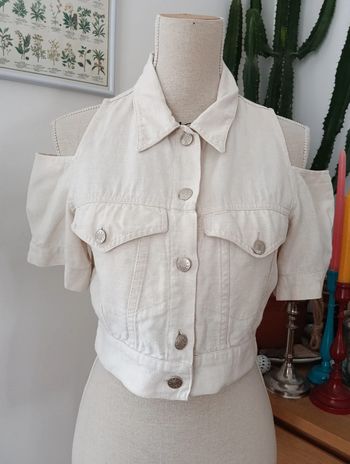 Veste vintage courte écrue , épaules ouvertes