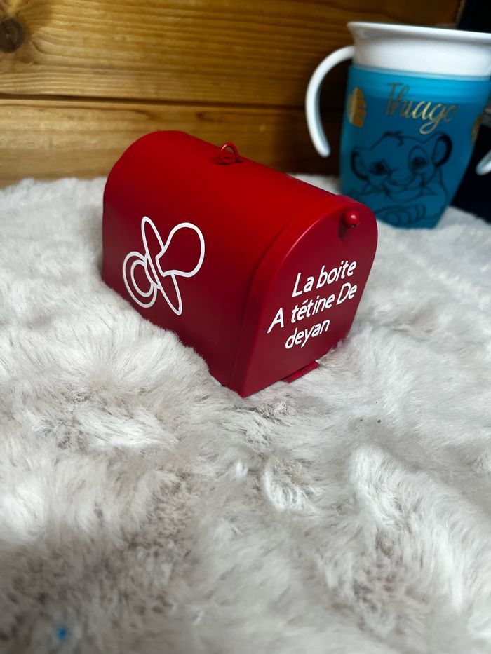 Boîte à tétine de Noël personnalisée - photo numéro 2