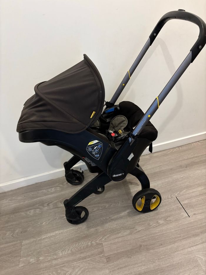 Poussette doona noir - photo numéro 6