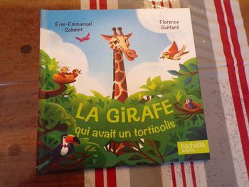 Livre macdo La Girafe qui avait un torticolis Eric-emmanuel Schimtt